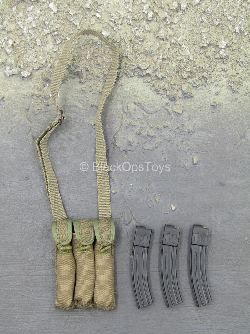 Load image into Gallery viewer, People&#39;s Volunteer Army - Magazines w/Cross Body Pouch
