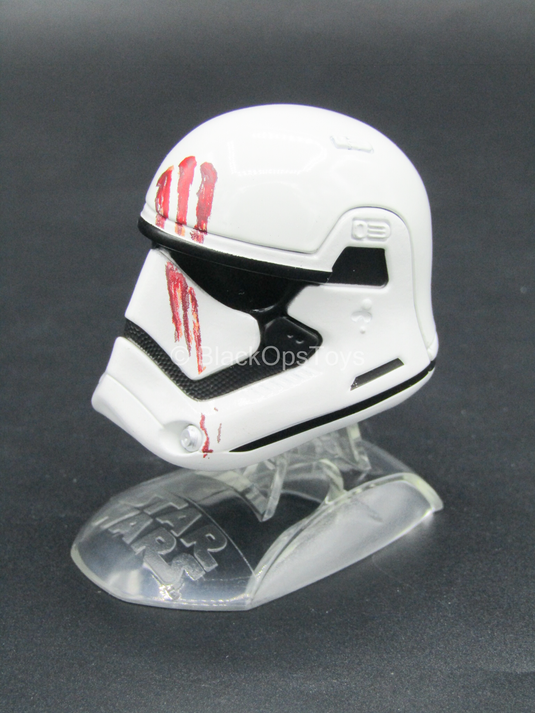 Star Wars - Metal "Finn" Helmet On Stand