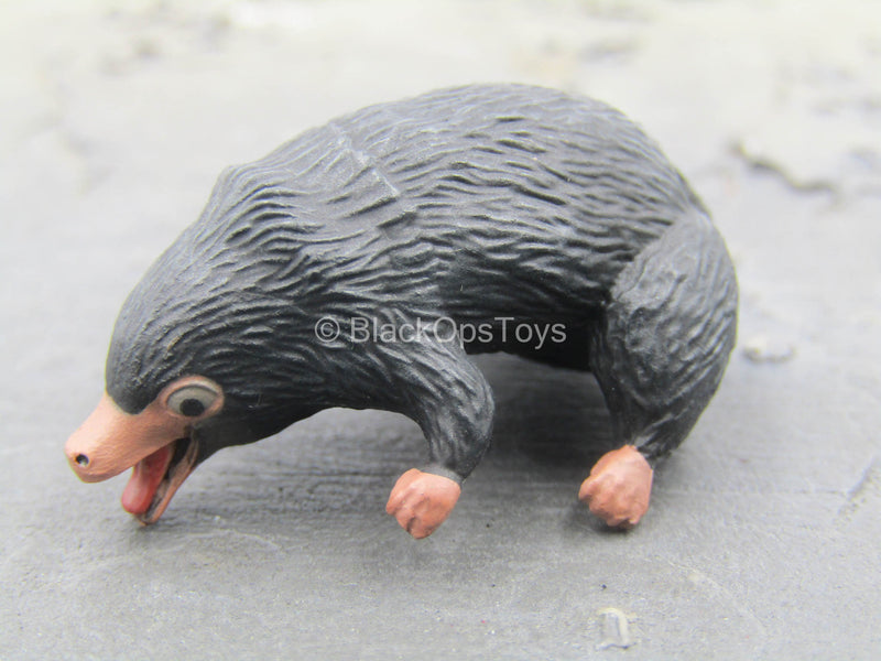 Load image into Gallery viewer, Fantastic Beasts - Newt - Baby Niffler Minifigure (Type 1)
