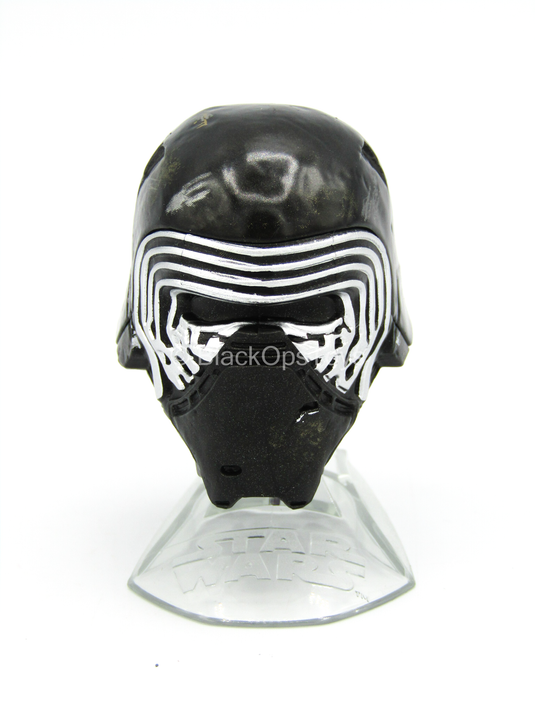 Star Wars - Metal "Kylo Ren" Helmet On Stand