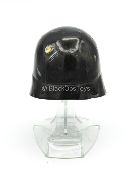 Star Wars - Metal "Kylo Ren" Helmet On Stand