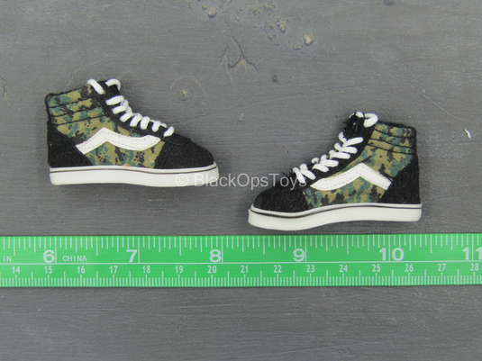 SK8 Shoes - Black & Woodland Marpat (Foot Type)