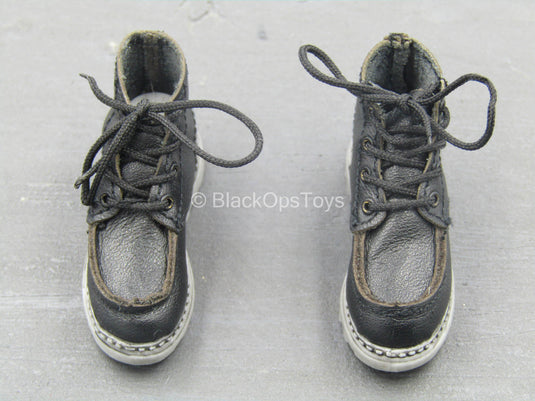 Club 2 - Van Ness SLE - Black Leather-Like Boots (Peg Type)