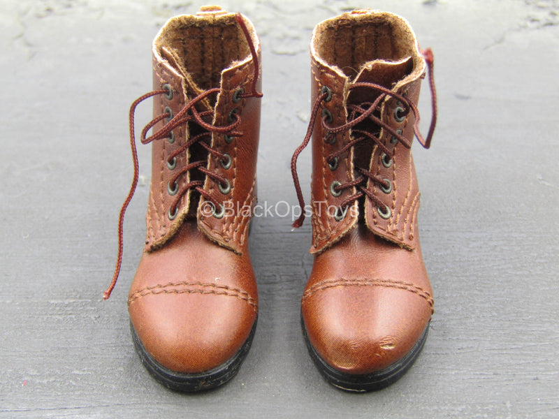 Load image into Gallery viewer, WWII - British Guards Officer - Brown Leather-Like Boots (Foot Type)
