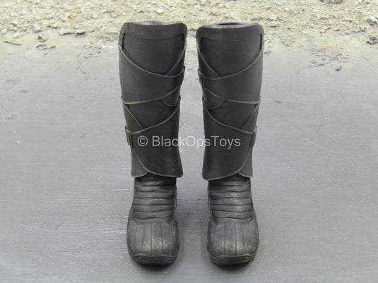 Galaxy Warlord - Black Boots w/Greaves (Peg Type)