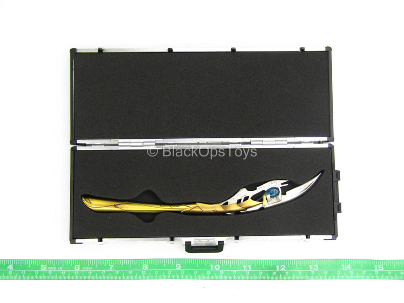 Load image into Gallery viewer, Avengers Endgame - 2012 Cap - Briefcase w/Loki&#39;s Scepter
