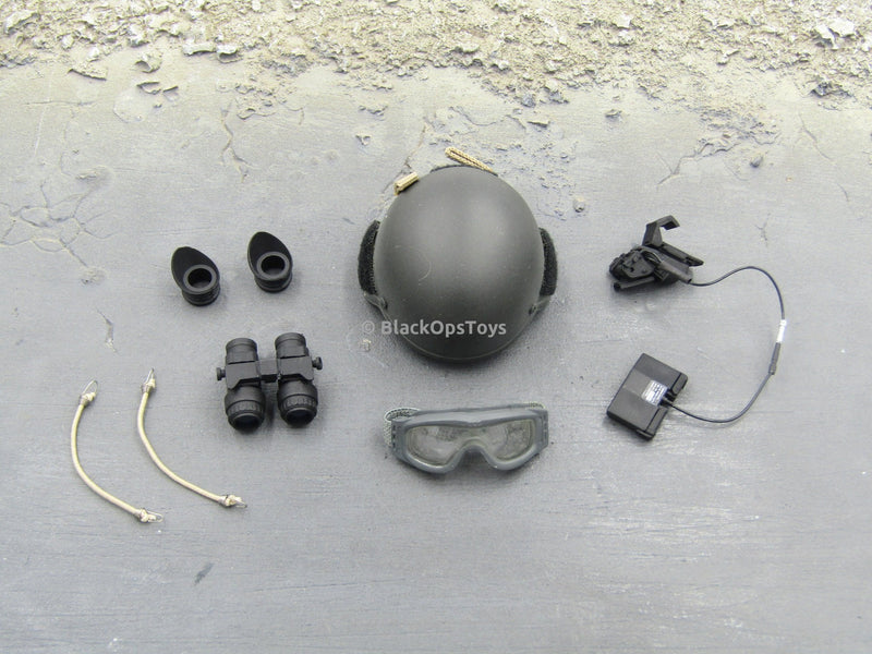 Load image into Gallery viewer, 75th Ranger Regiment In Afghanistan MICH 2000 Helmet &amp; Goggles Set
