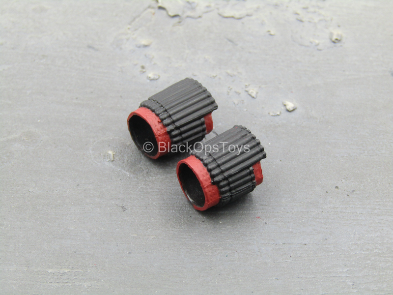 Load image into Gallery viewer, Endgame - Black Widow - Black &amp; Red Wrist Cuffs
