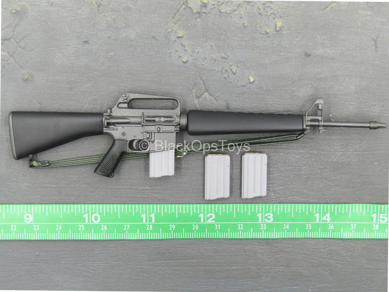 Load image into Gallery viewer, Vietnam - USMC - Black M16 Rifle w/Sling
