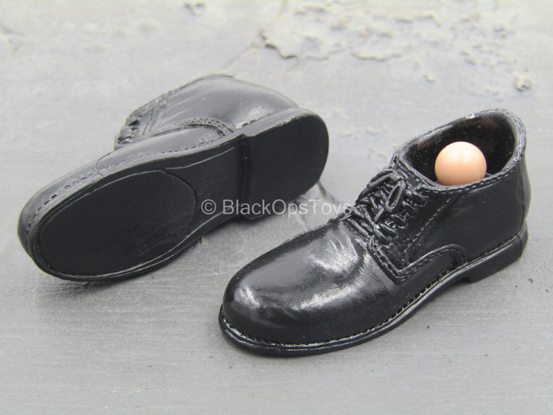 Load image into Gallery viewer, Men&#39;s Homme Select Suits - Black Shoes w/Pegs (Peg Type)
