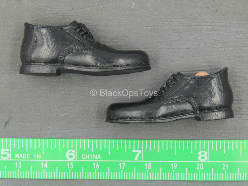 Load image into Gallery viewer, Men&#39;s Homme Select Suits - Black Shoes w/Pegs (Peg Type)
