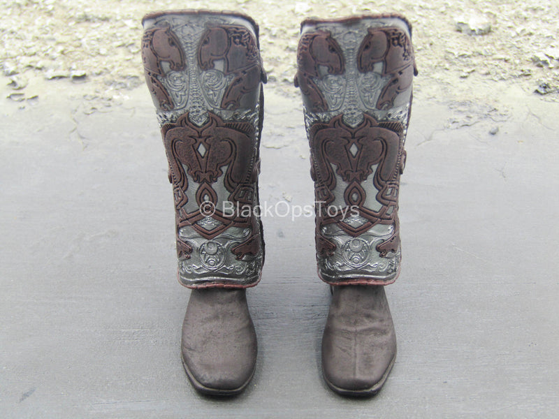 Load image into Gallery viewer, LOTR - Éomer - Dark Brown Boots (Peg Type) w/Shin Guards
