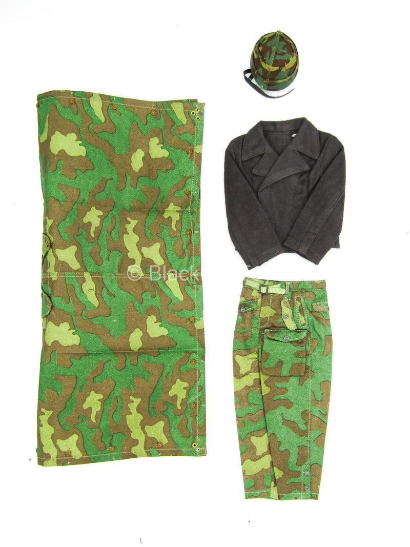 Load image into Gallery viewer, German Uniform Sets - Camo Combat Uniform w/Poncho

