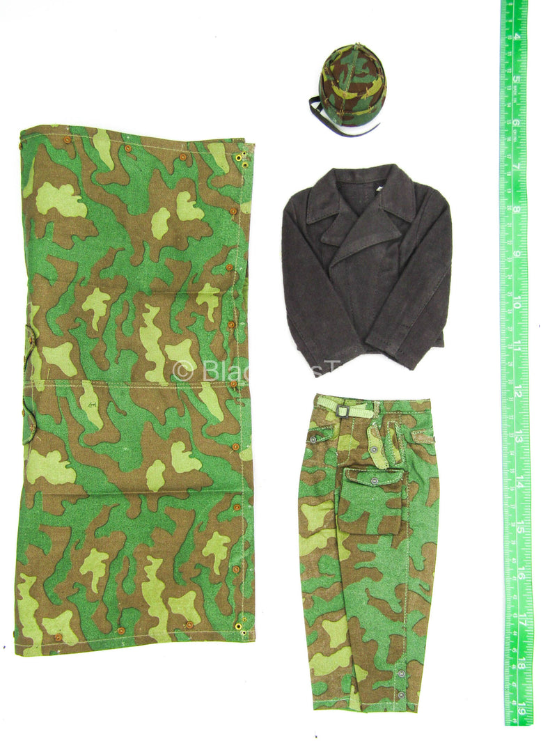 Load image into Gallery viewer, German Uniform Sets - Camo Combat Uniform w/Poncho
