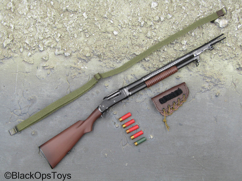 Load image into Gallery viewer, Player Unknowns Battlegrounds - S1897 Shotgun w/Sling &amp; Holster
