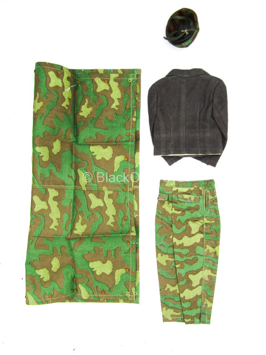 German Uniform Sets - Camo Combat Uniform w/Poncho