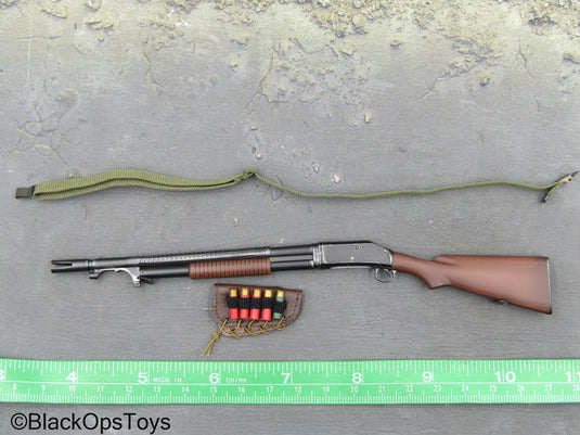 Player Unknowns Battlegrounds - S1897 Shotgun w/Sling & Holster