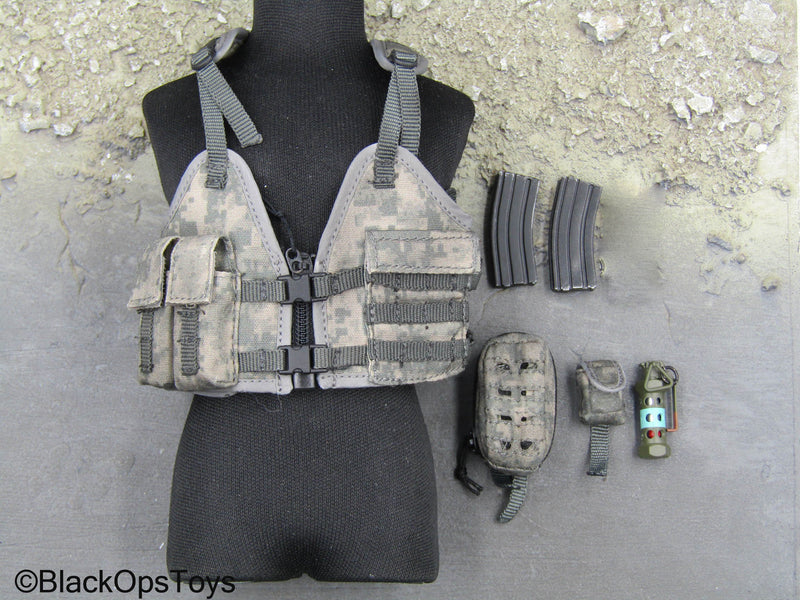 Load image into Gallery viewer, Player Unknowns Battlegrounds - Urban Digital Camo MOLLE Vest Set
