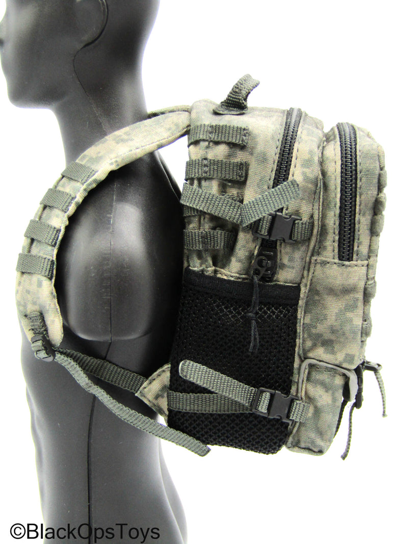 Load image into Gallery viewer, Player Unknowns Battlegrounds - Urban Digital Camo Backpack
