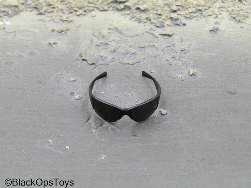 Load image into Gallery viewer, Player Unknowns Battlegrounds - Black Glasses
