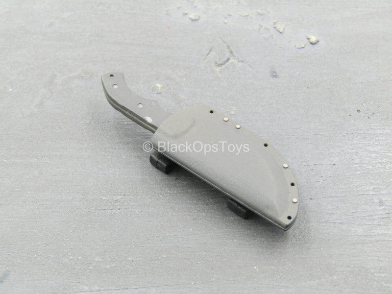 Load image into Gallery viewer, GI JOE - Zartan - Stripped Knife w/Sheath

