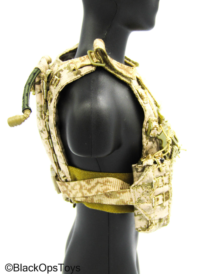 Load image into Gallery viewer, SMU Tier 1 Op. RECCE Element - AOR1 MOLLE Combat Vest

