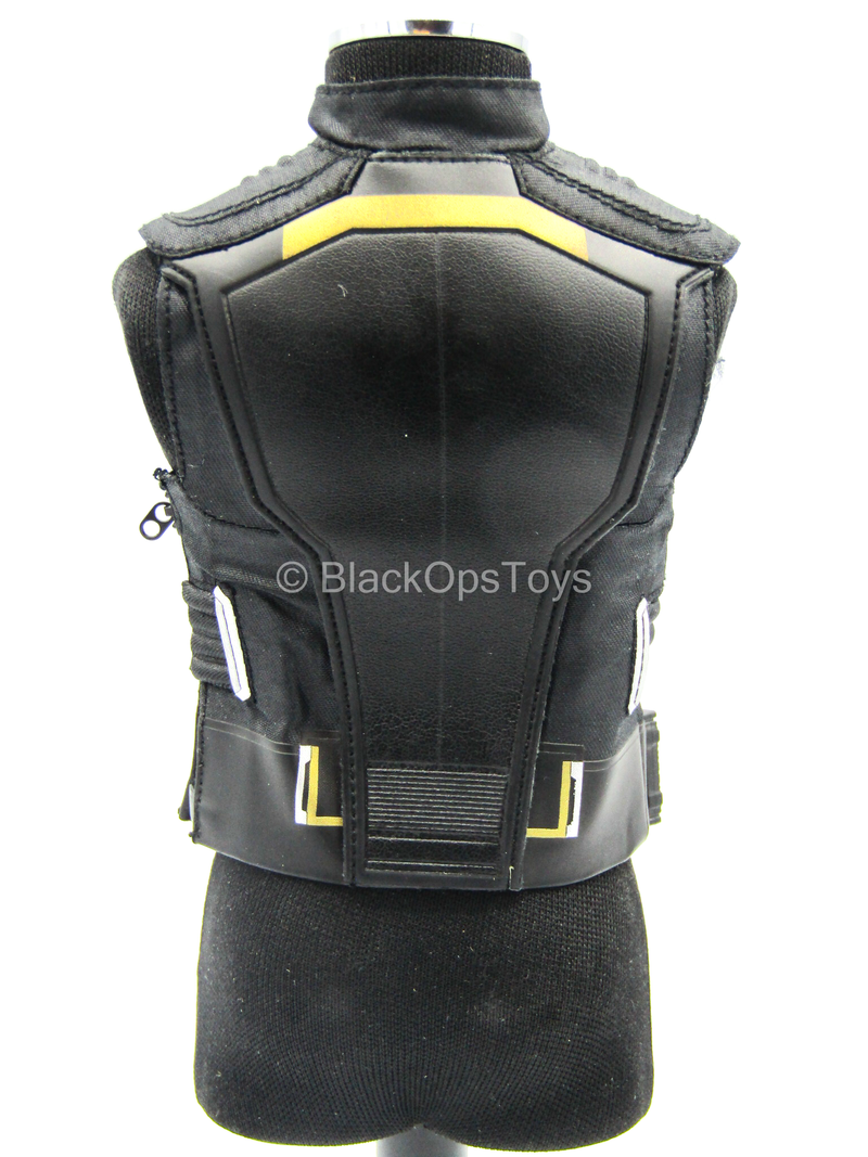 Load image into Gallery viewer, Endgame - Hawkeye - Black &amp; Gold Like Vest

