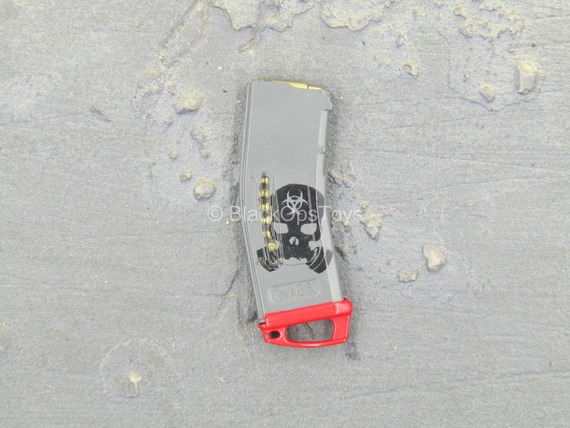 Load image into Gallery viewer, AMMO - Grey &amp; Red 5.56 30 Round Magazine w/Magpul
