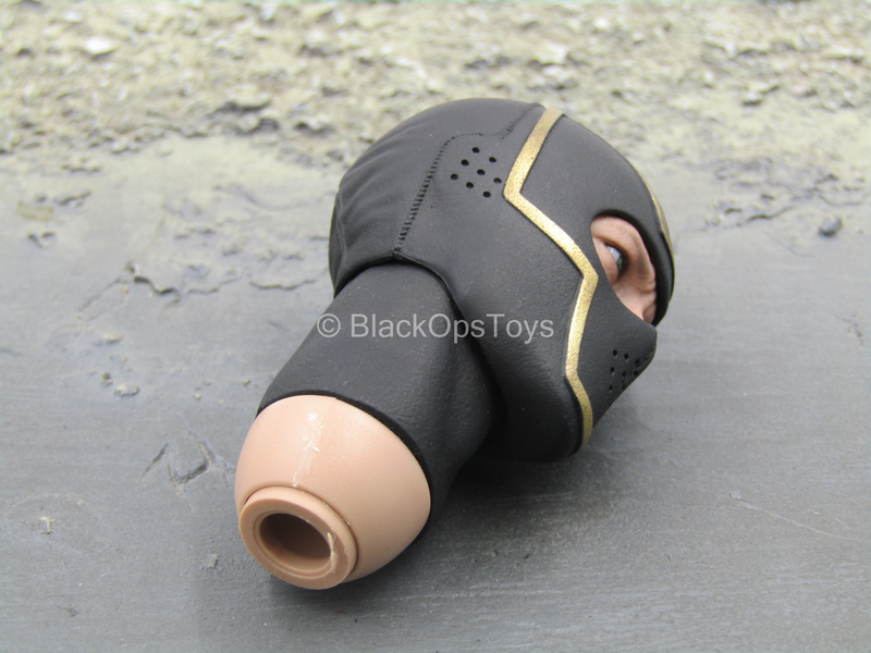 Load image into Gallery viewer, Endgame - Hawkeye - Male Masked Head Sculpt
