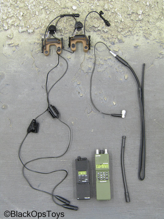 SMU Tier 1 Op. RECCE Element - Radio w/Headset & Whip Antenna