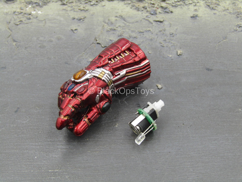 Load image into Gallery viewer, Dr. Green - Light-Up Infinity Gauntlet
