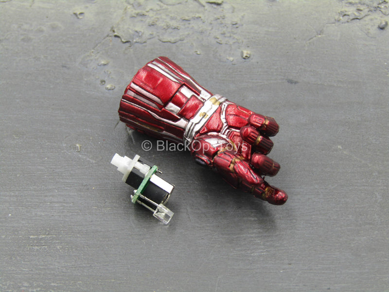 Load image into Gallery viewer, Dr. Green - Light-Up Infinity Gauntlet
