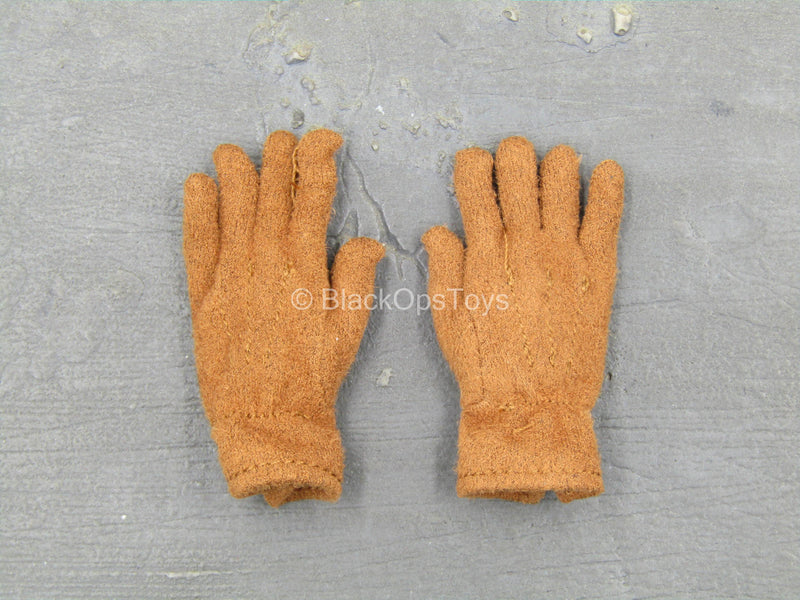 Load image into Gallery viewer, WWI - British Colonel Mackenzie - Bendy Hands w/Brown Gloves
