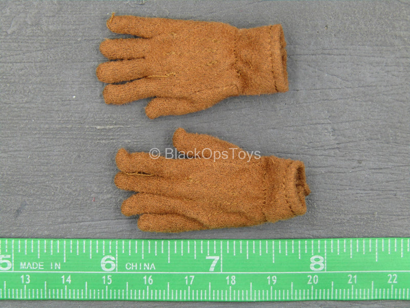 Load image into Gallery viewer, WWI - British Colonel Mackenzie - Bendy Hands w/Brown Gloves
