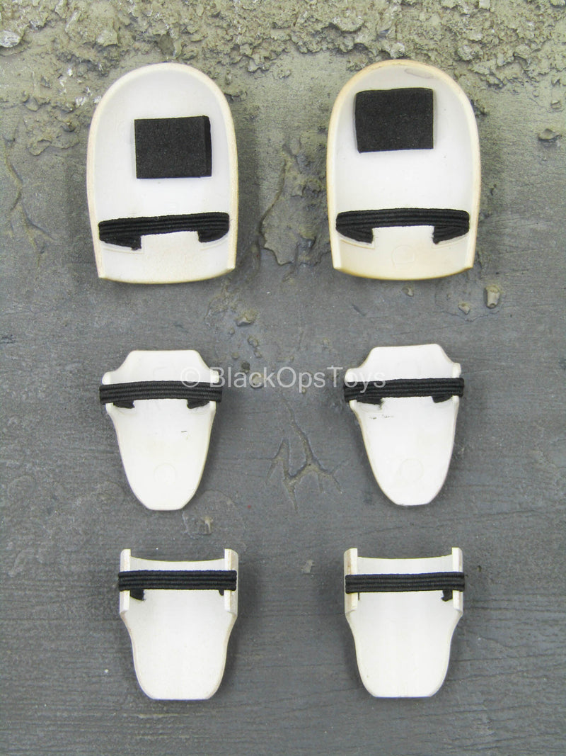 Load image into Gallery viewer, The Mandalorian - Scout Trooper - Weathered Shoulder &amp; Elbow Armor
