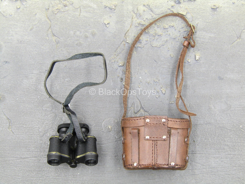 Load image into Gallery viewer, WWI - British Colonel Mackenzie - Binoculars w/Leather Like Case
