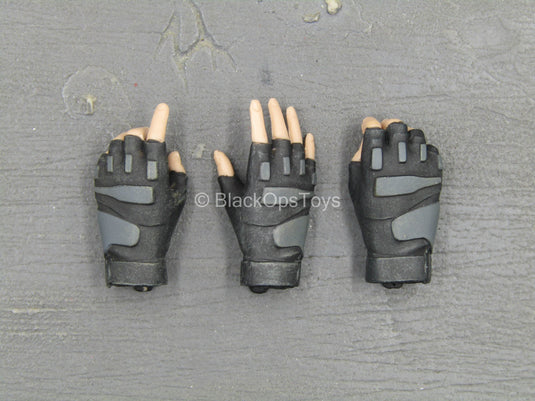 Valentine - Female Gloved Hand Set Type 2 (x3)