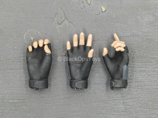 Valentine - Female Gloved Hand Set Type 2 (x3)
