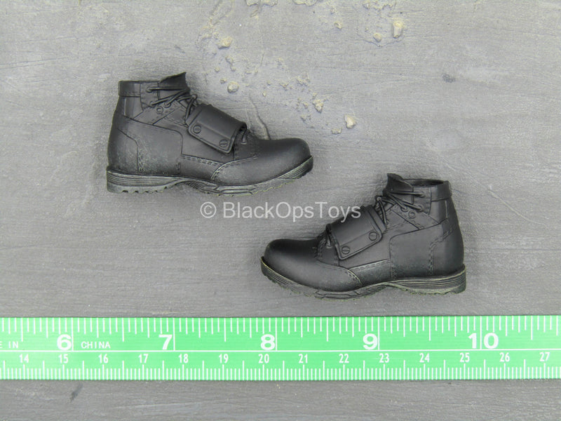 Load image into Gallery viewer, Infinity War - Winter Soldier - Black Combat Boots (Peg Type)

