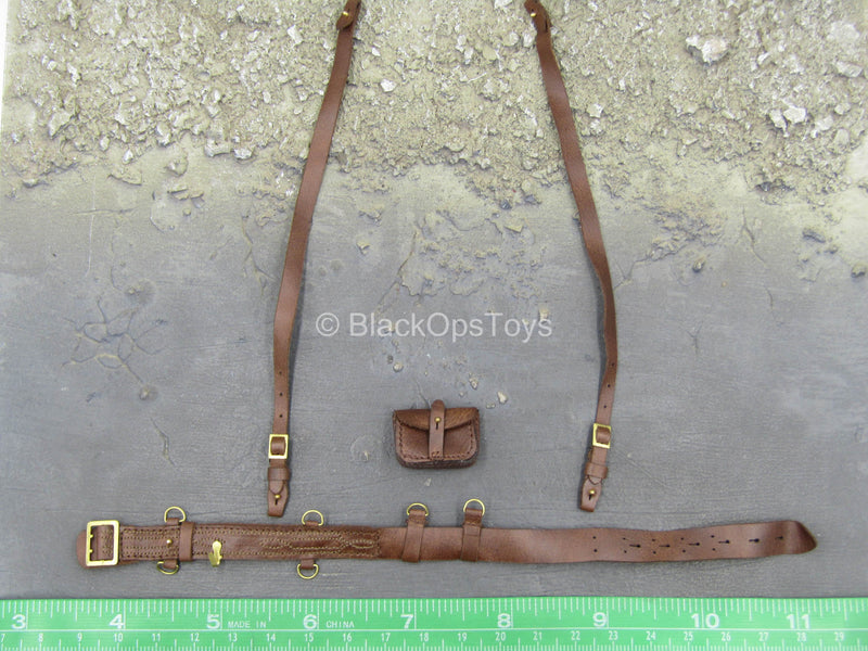 Load image into Gallery viewer, WWI - British Colonel Mackenzie - Brown Leather Belt &amp; Suspenders

