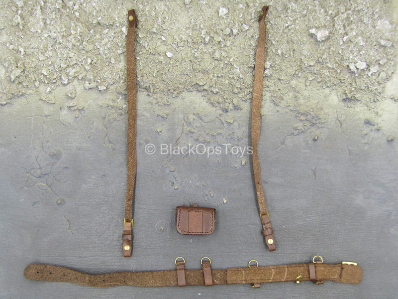 Load image into Gallery viewer, WWI - British Colonel Mackenzie - Brown Leather Belt &amp; Suspenders
