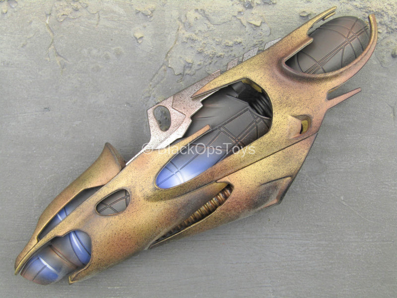 Load image into Gallery viewer, Chitauri Commander - Gold Arm Cannon
