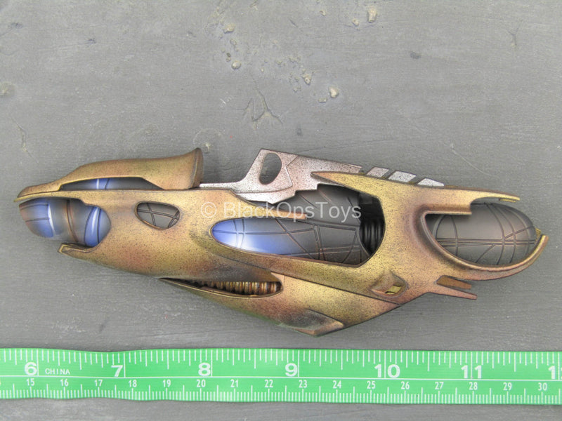 Load image into Gallery viewer, Chitauri Commander - Gold Arm Cannon
