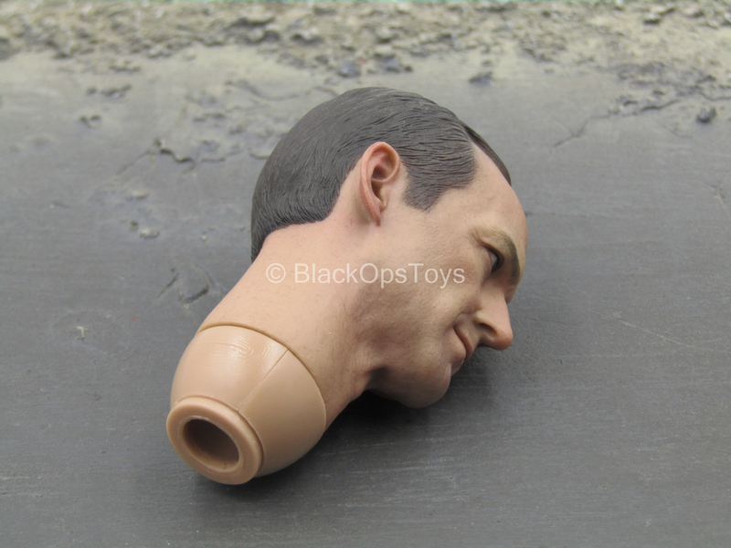 Load image into Gallery viewer, Avengers - Phil Coulson - Male Head Sculpt
