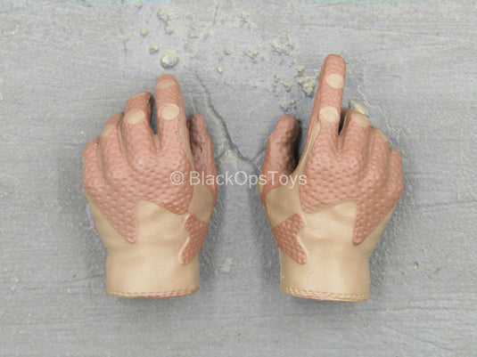HAND - Brown & Tan Right Trigger Gloved Hand Set