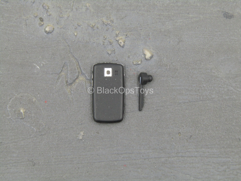 Load image into Gallery viewer, Avengers - Phil Coulson - Cell Phone w/Earpiece
