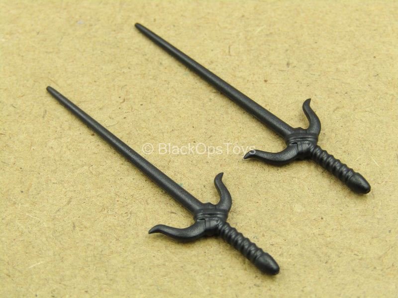 Load image into Gallery viewer, 1/12 - Dragon Clan Weapons - Pair of Sai Daggers
