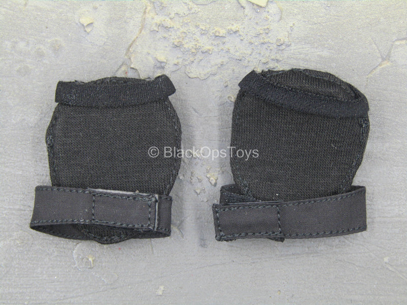 Load image into Gallery viewer, Enforcer Corps - Yuri - Weathered Black Knee Pads
