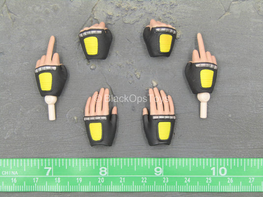 X-Warhead - Female Hand Set w/Wrist Pegs