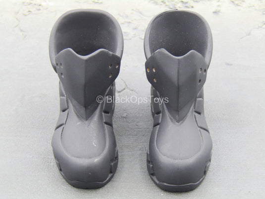 Large Black Boots (Peg Type)
